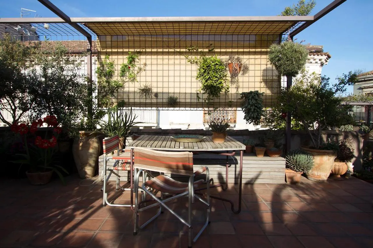 Tre Vie Apartment Con Terrazzo Giardino Pensile Catania